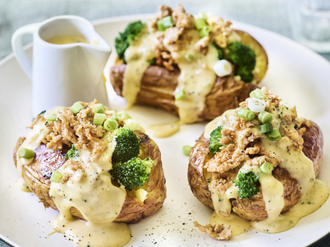 Loaded Aardappelen Met Kippengehakt En Kaassaus Libelle Lekker