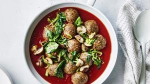Linzenballetjes met tomatensaus