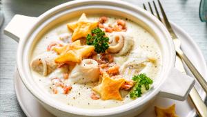 Vispannetje met bladerdeegsterren