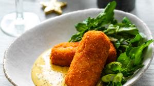 Garnaalkroketten met bearnaisesaus en waterkerssla