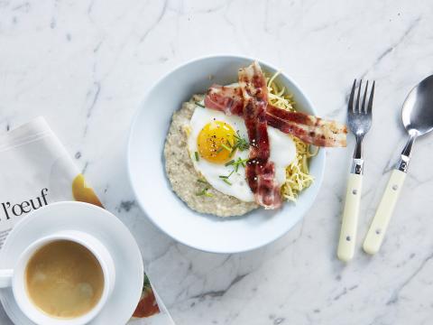 Porridge bacon et œuf