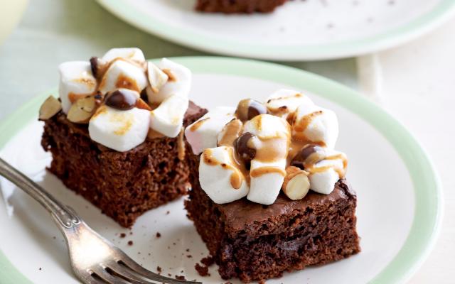 Brownie met marshmallowtopping