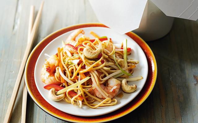 Wortel-gembersalade met garnalen (9 SmartPoints p.p.)