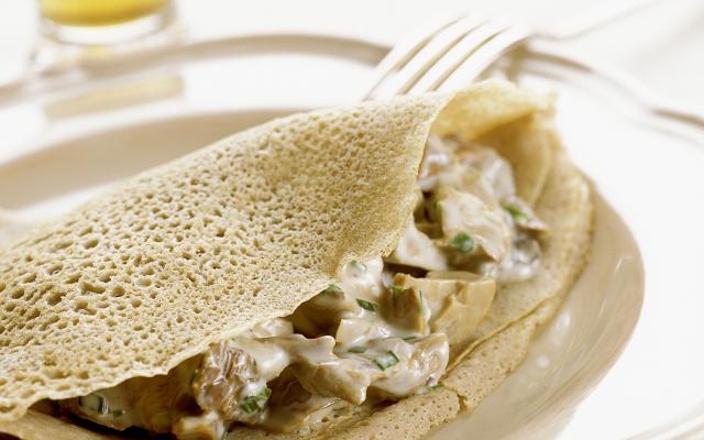 Crêpes de blé noir à la duxelle de champignons