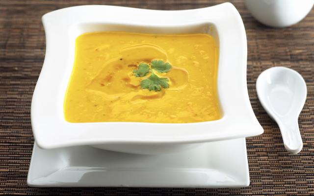 Potage aux carottes, agrumes et gingembre