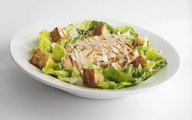 Salade de poulet, vinaigrette à l'orange