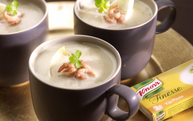 Soupe aux chicons et crevettes