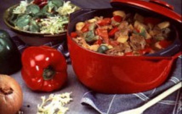 Goelasj met aardappelen