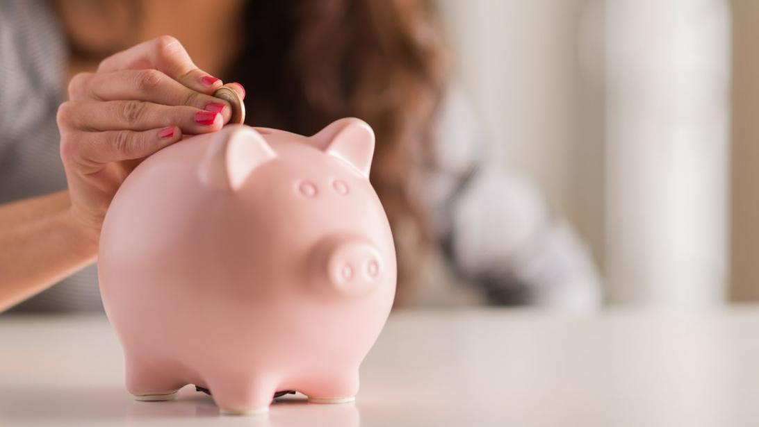 De 10 eenvoudigste manieren om geld te besparen De 10 eenvoudigste manieren om geld te besparen