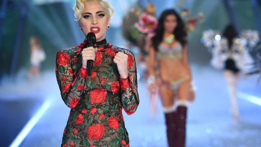 Lady Gaga, l’ange n°1 du défilé Victoria’s Secret Lady Gaga, l’ange n°1 du défilé Victoria’s Secret