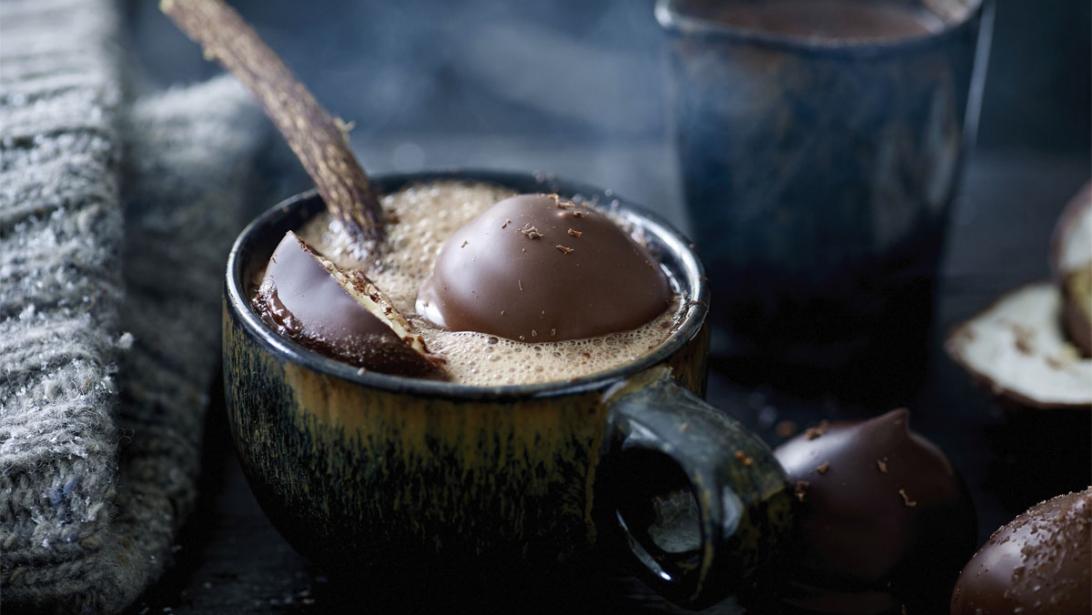 Jeugdsentiment: chocolademelk met Mellow Cakes Jeugdsentiment: chocolademelk met Mellow Cakes