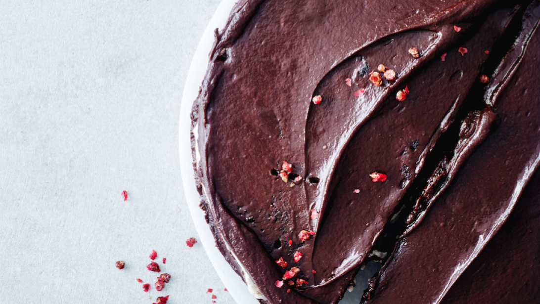 Recette: cake au chocolat en robe rouge Recette: cake au chocolat en robe rouge