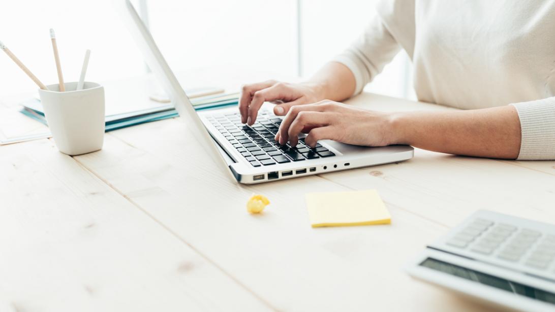Tips van een expert: 7 tips om meer zorg te dragen voor jezelf Tips van een expert: 7 tips om meer zorg te dragen voor jezelf