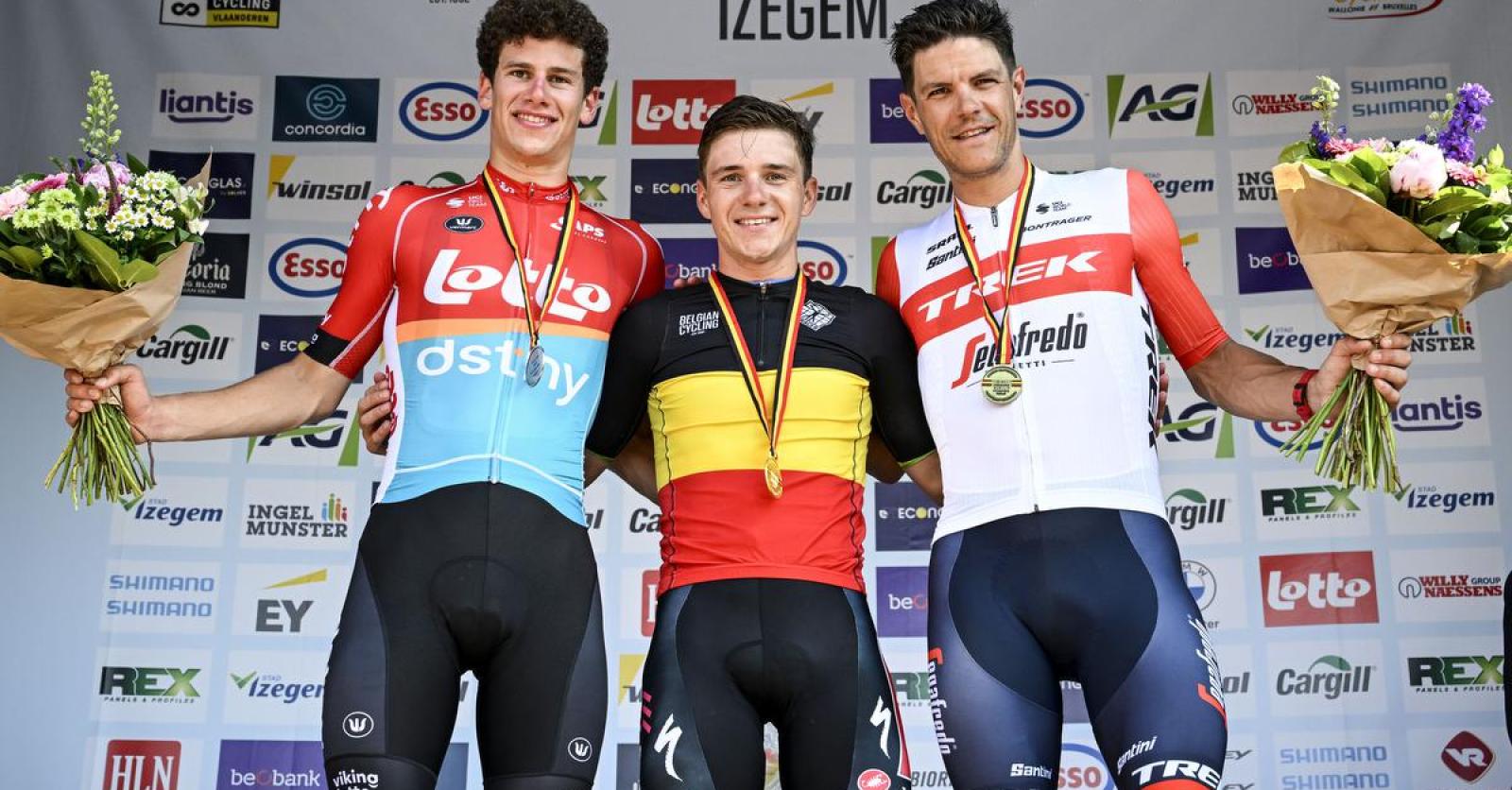 Remco Evenepoel Pakt Belgische Titel In Izegem Zilver Voor Alec