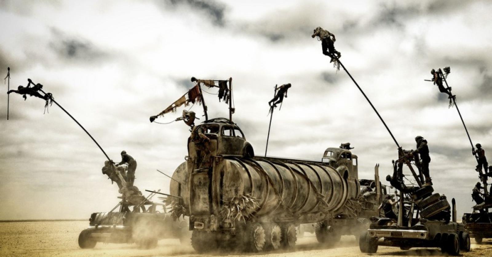 Des images hallucinantes du tournage épique de Mad Max Fury Road vidéo