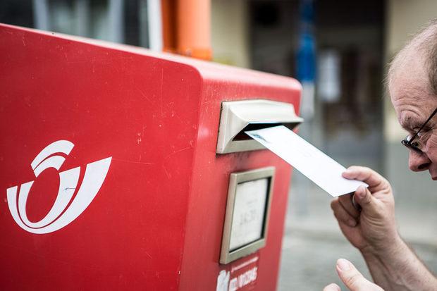 Le Facteur Ne Passera Plus Tous Les Jours Moins Que Vous Ne Payiez Plus