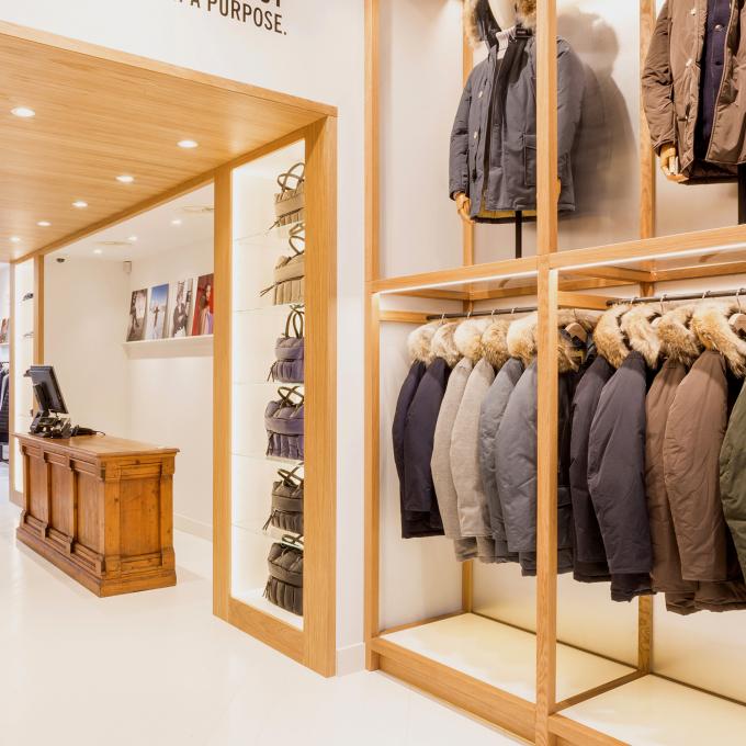 Woolrich opent eerste flagship store