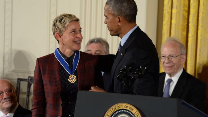 Obama eert Ellen Degeneres voor haar aandeel in homorechten Obama eert Ellen Degeneres voor haar aandeel in homorechten