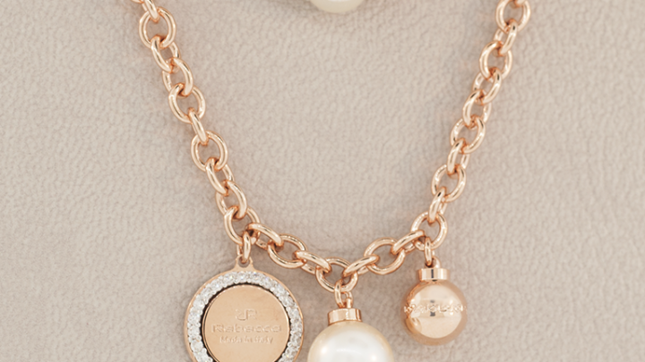 Win 1 van 6 halskettingen van Rebecca t.w.v. €99! Win 1 van 6 halskettingen van Rebecca t.w.v. €99!