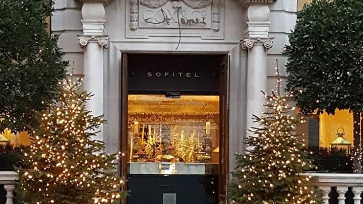 De ultieme verwennerij in Londen: high tea in The Rose Lounge van het Sofitel Saint James De ultieme verwennerij in Londen: high tea in The Rose Lounge van het Sofitel Saint James