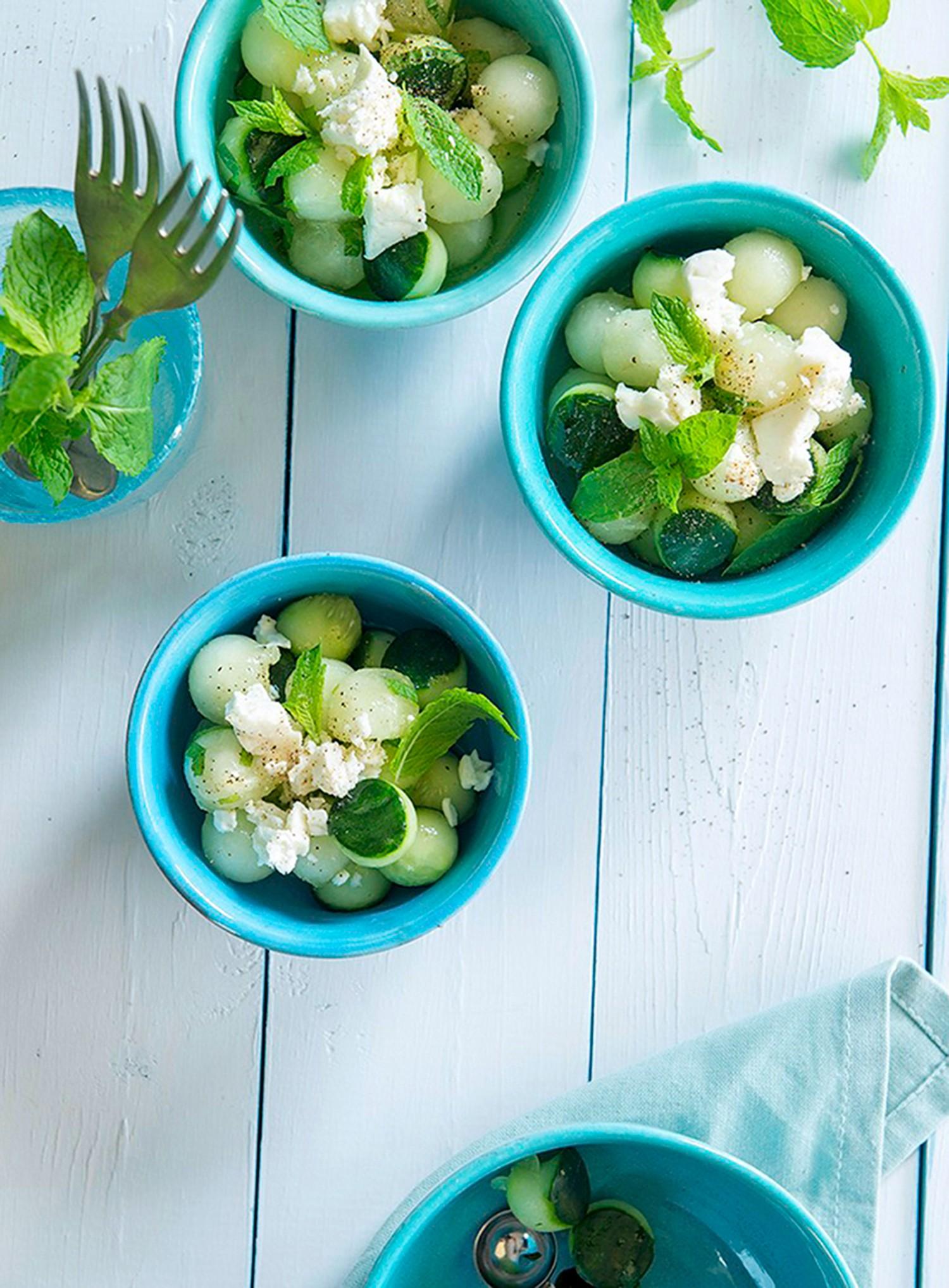 Zomerslaatjes met fruit: 11 recepten waar fruit de hoofdrol speelt