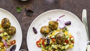 Veggieballetjes met groentesalsa