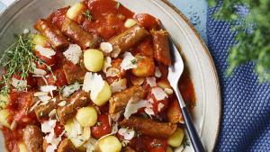 Gnocchi met snelle tomatensaus en merguez