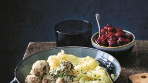 Köttbullar met veenbessen en puree