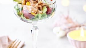 Garnalencocktail met avocado en kruidendressing