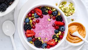 Smoothie bowl met bessen