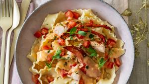 Romige mafaldine met kreeftensaus