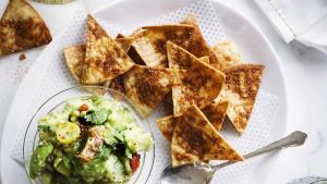 Guacamole met homemade tortillachips