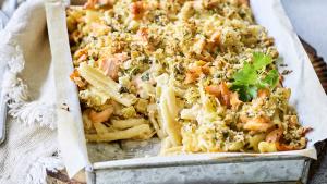 Trofie met pulled salmon en prei