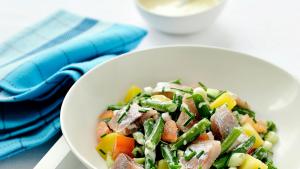 Salade van maatjes en groene boontjes