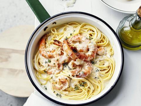 Linguine met scampi's en wittewijnsaus