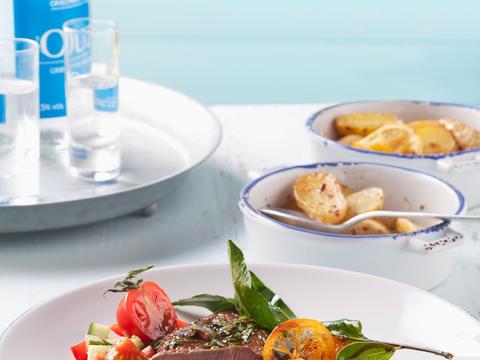 Griekse steak met citroenaardappelen