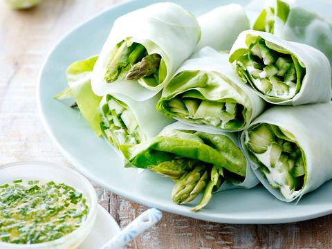Wraps met asperges en verse kruiden