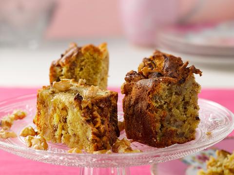 Broodcake met banaan en noten