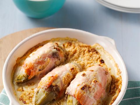 Zalm- en witloofrolletjes