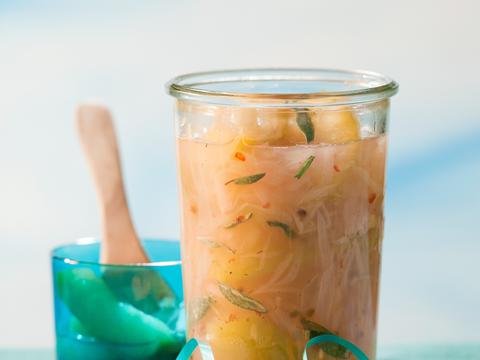 Appelchutney met salie en sjalot
