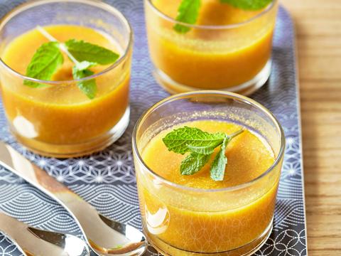Pompoenflans met rijstmelk en ahornsiroop