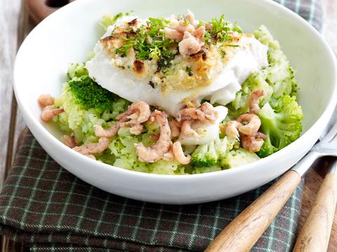 Broccolistoemp met vis en garnalen
