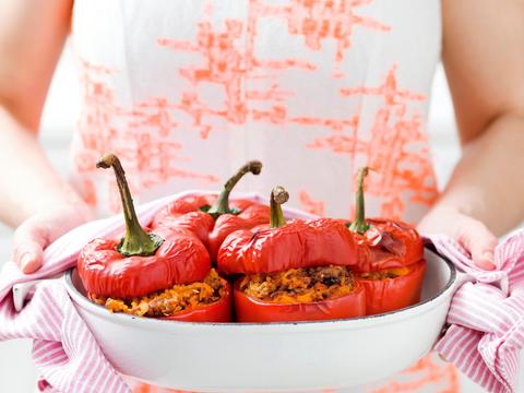 Gevulde paprika’s met gehakt en rijst
