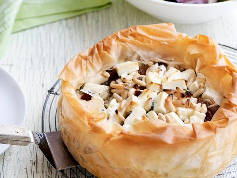 Feta-spinazietaart met lamsgehakt