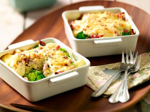 Ovenschotel met bloemkool, broccoli en ham