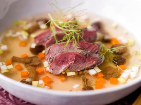 Consommé van duif
