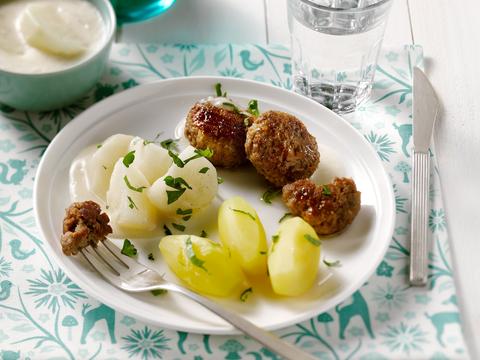 Burgertjes met meiraapjes