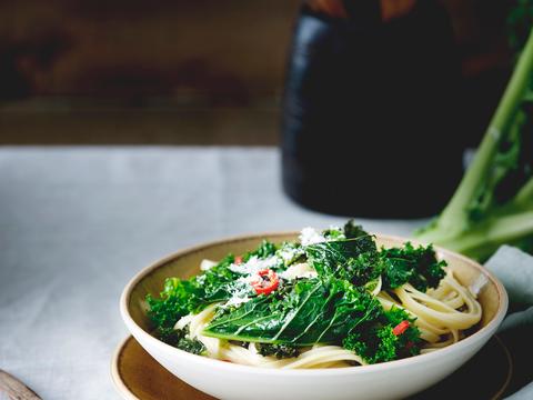 Tagliatelle met boerenkool en citroen
