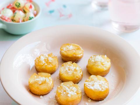 Kleine appeltaartjes met Napoleon-karamel