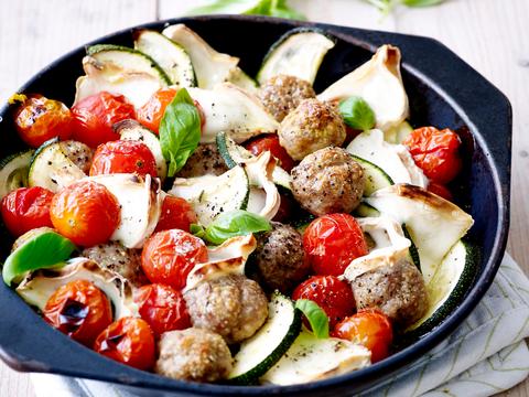 Courgette met balletjes en geitenkaas